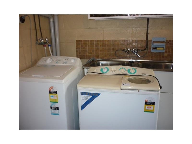 2/17 Roland Street, Geebung QLD 4034