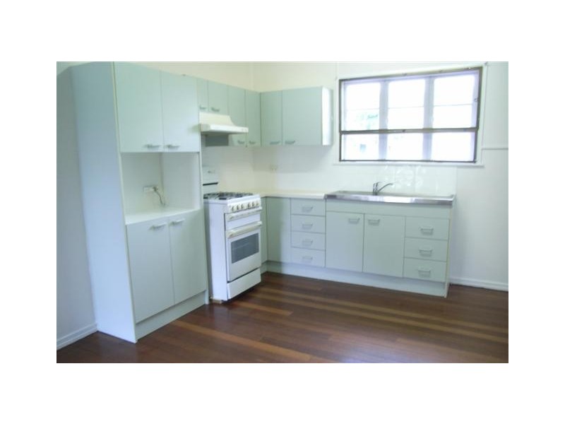 64 Queenstown Ave, Boondall QLD 4034