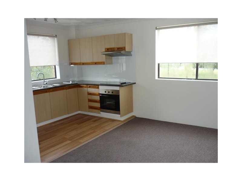 2/8 Bassano St, Zillmere QLD 4034