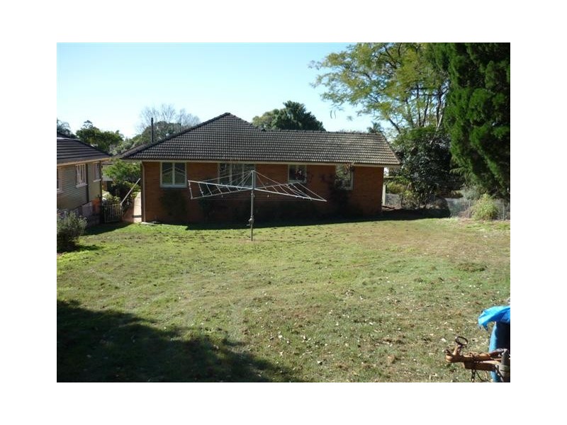 8 Simla Ave, Geebung QLD 4034