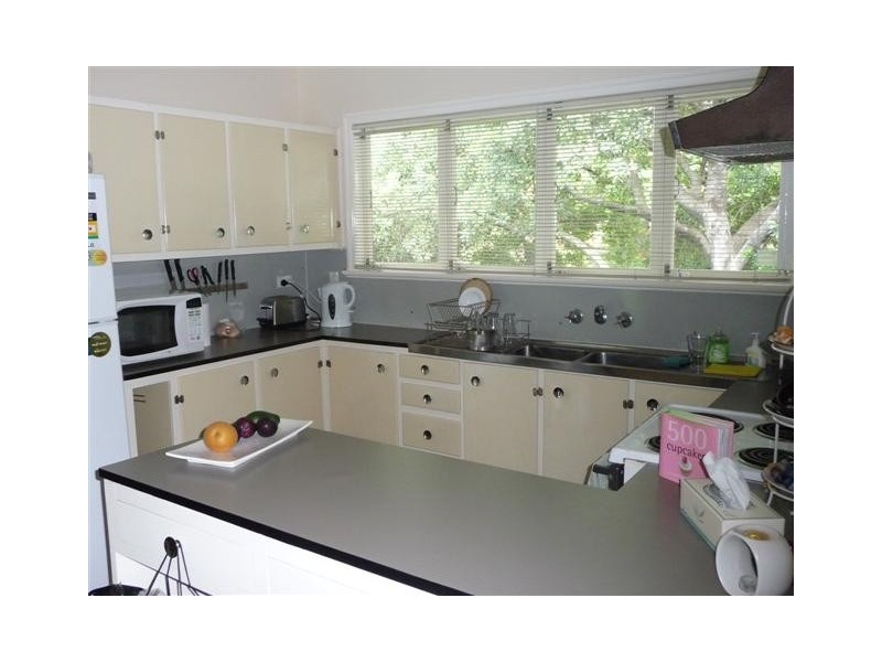 645 Robinson Rd West, Aspley QLD 4034