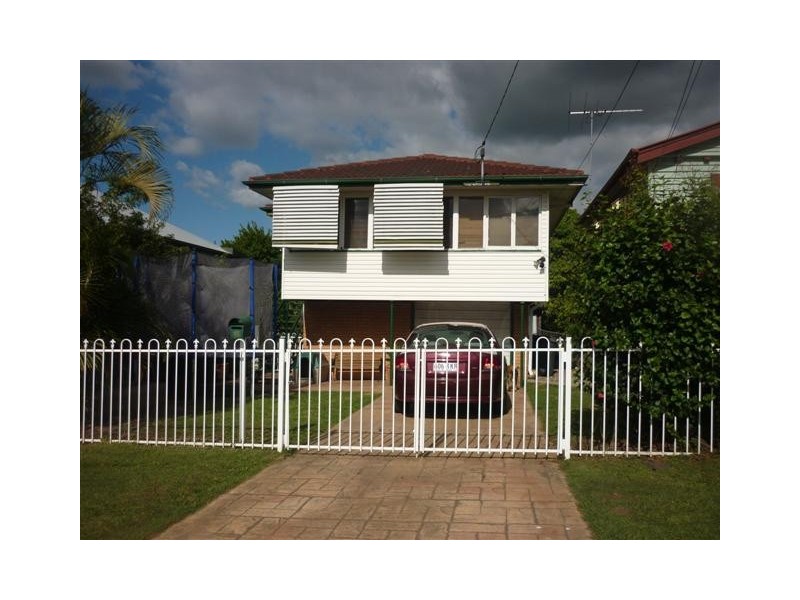 11 Macoma St, Banyo QLD 4014
