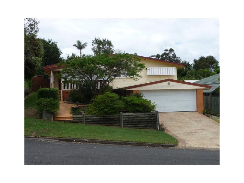 8 Binowee St, Aspley QLD 4034
