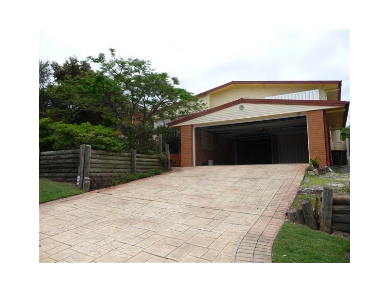 8 Binowee St, Aspley QLD 4034