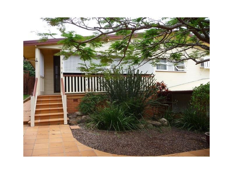 8 Binowee St, Aspley QLD 4034