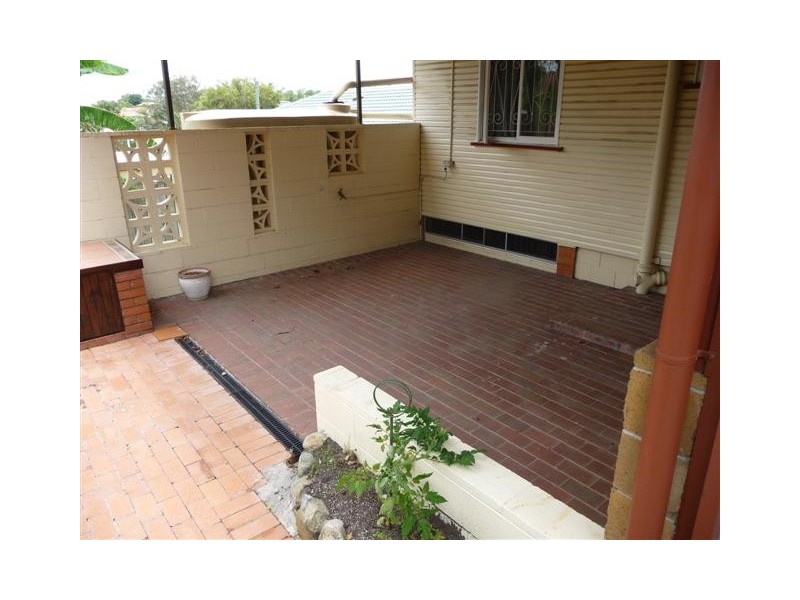 8 Binowee St, Aspley QLD 4034