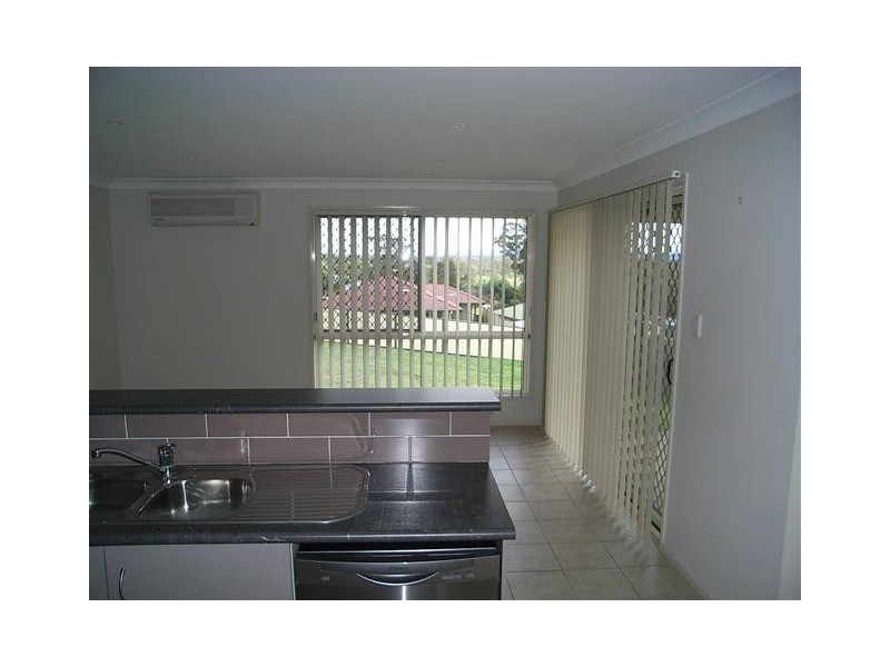 9 Lagoona Court, Churchill QLD 4305
