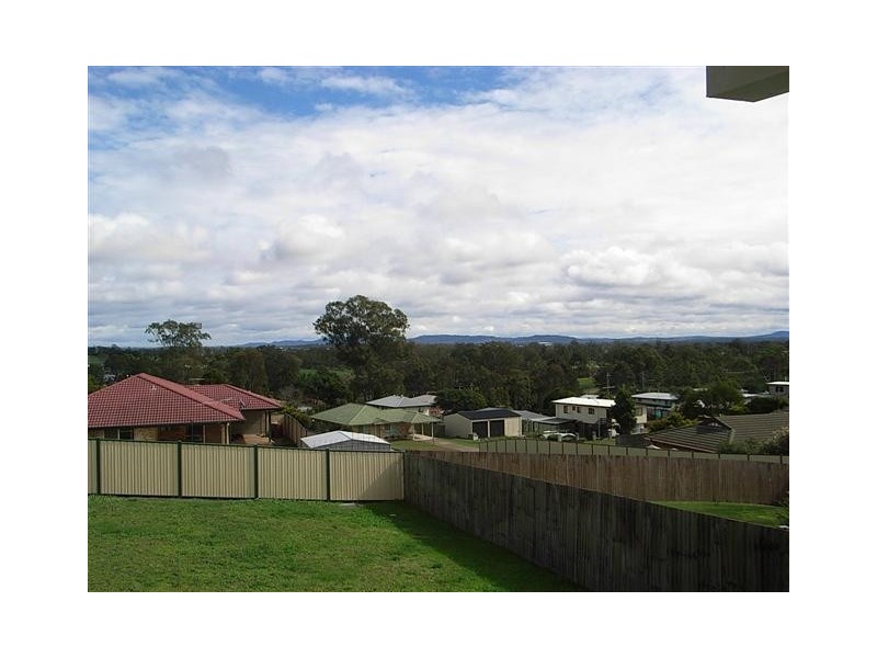9 Lagoona Court, Churchill QLD 4305