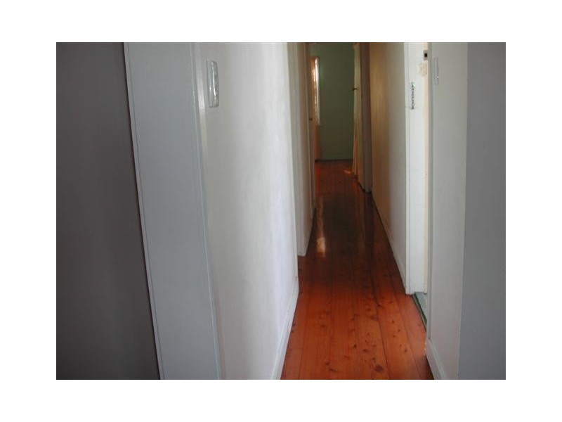 98 Goss Road, Virginia QLD 4014