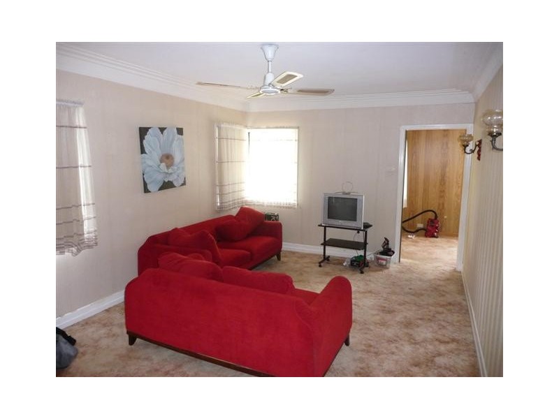 25 Seeney Street, Zillmere QLD 4034