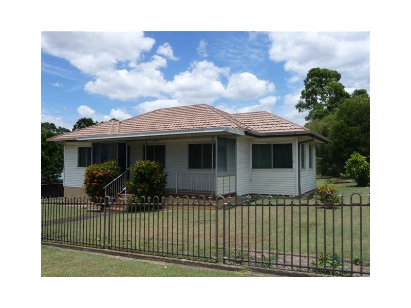 1006 Gympie Rd, Chermside QLD 4032
