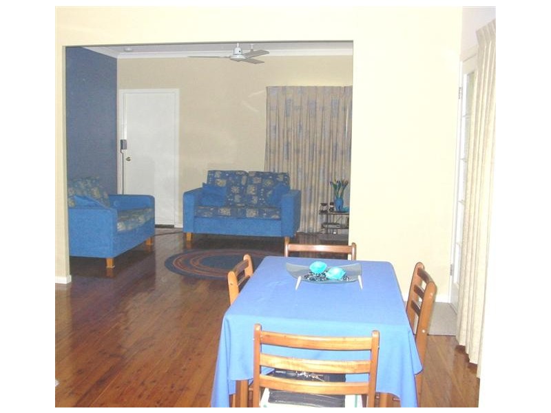 17 Alleena Street, Chermside QLD 4032