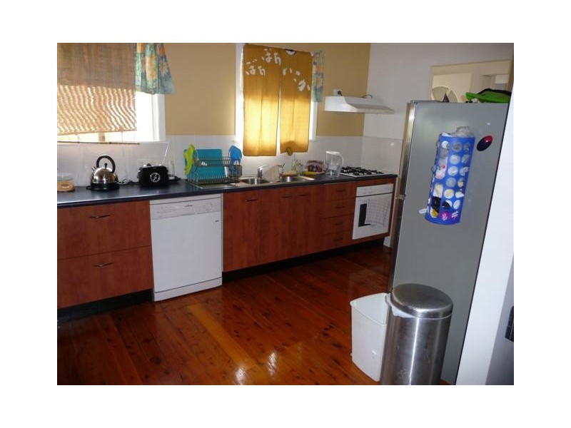 17 Alleena Street, Chermside QLD 4032