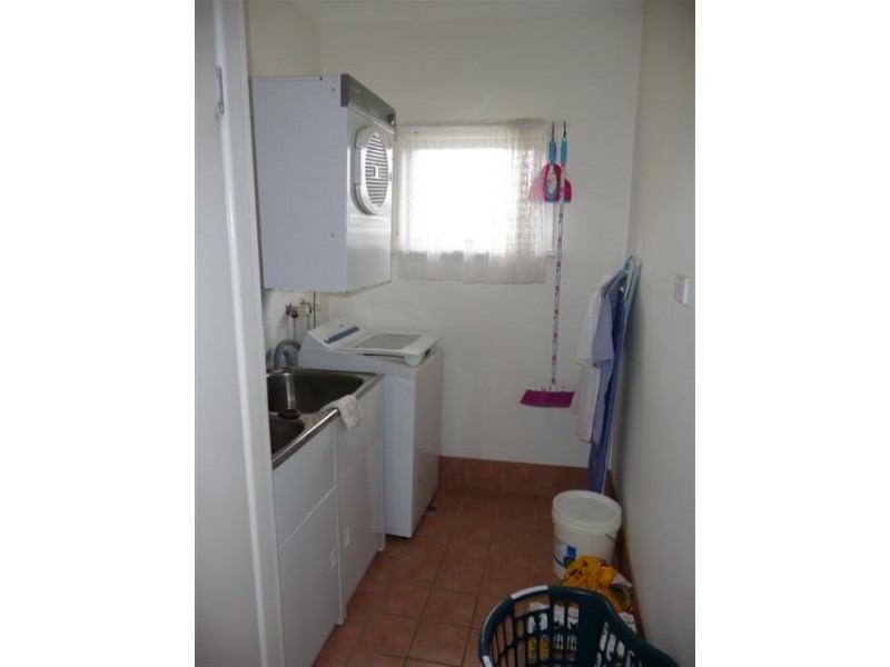 17 Alleena Street, Chermside QLD 4032