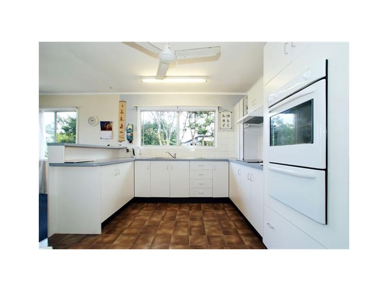 8 Suncrest St, Geebung QLD 4034