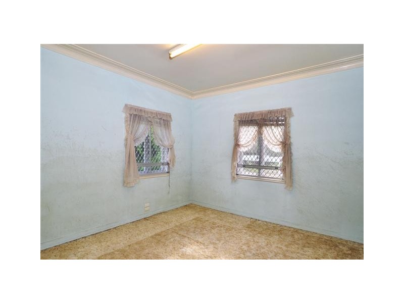 18 Simla Avenue, Geebung QLD 4034