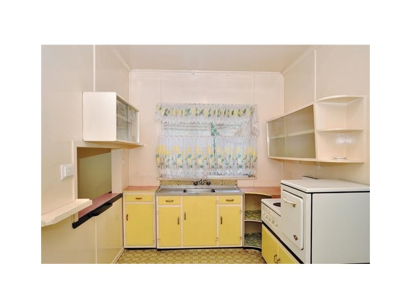 18 Simla Avenue, Geebung QLD 4034