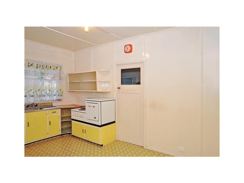 18 Simla Avenue, Geebung QLD 4034