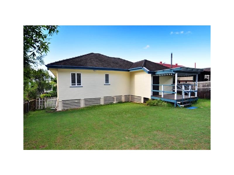 18 Simla Avenue, Geebung QLD 4034