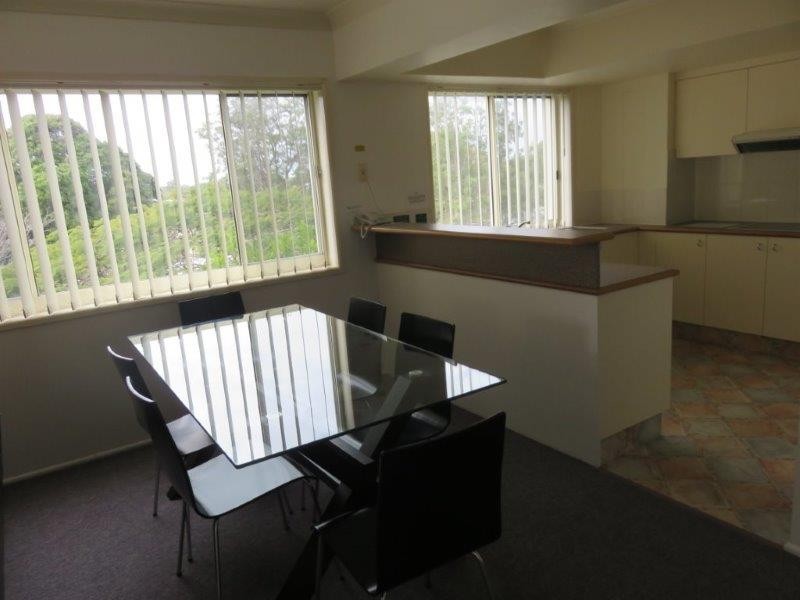 17/451-452 Charlton Esplanade, Torquay QLD 4655