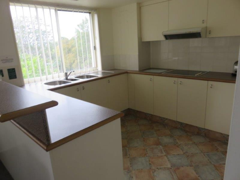 17/451-452 Charlton Esplanade, Torquay QLD 4655
