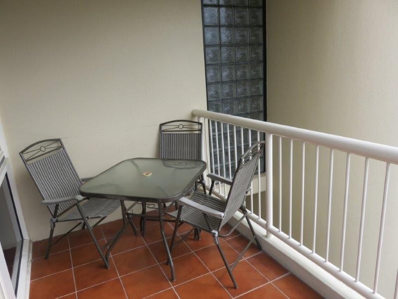 17/451-452 Charlton Esplanade, Torquay QLD 4655