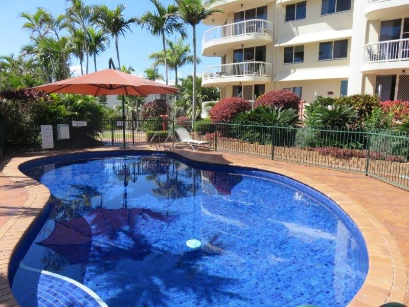 17/451-452 Charlton Esplanade, Torquay QLD 4655