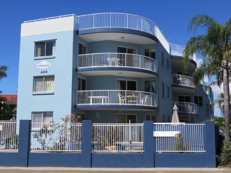 9/458 Esplanade, Torquay QLD 4655