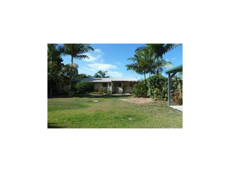 5 Delrose Court, Toogoom QLD 4655