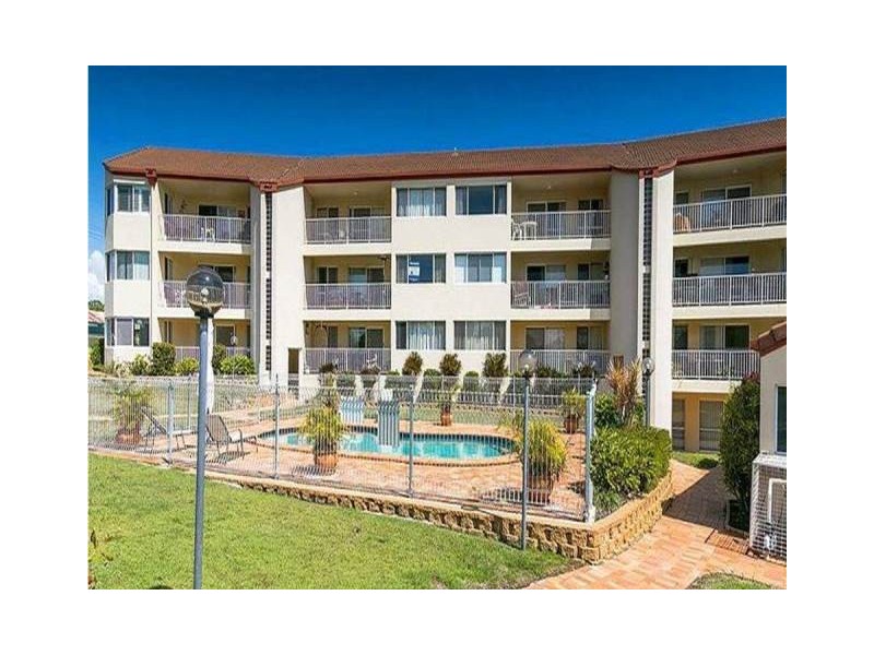 12/13-15 Pulgul Street, Urangan QLD 4655