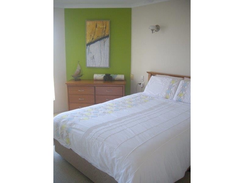 12/13-15 Pulgul Street, Urangan QLD 4655