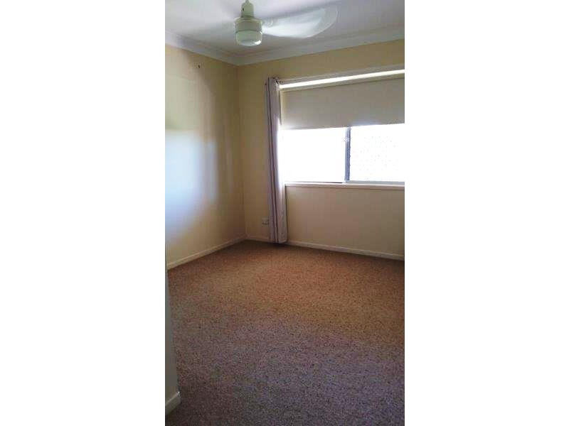35 Hillcrest Avenue, Scarness QLD 4655
