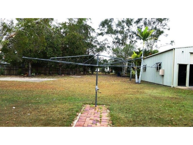 5 Kathleen Cres, Wondunna QLD 4655