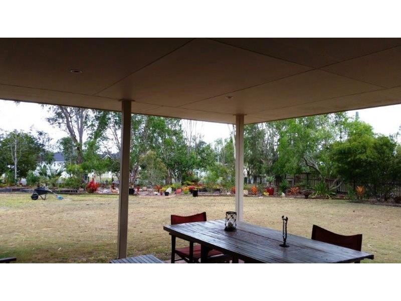 5 Kathleen Cres, Wondunna QLD 4655