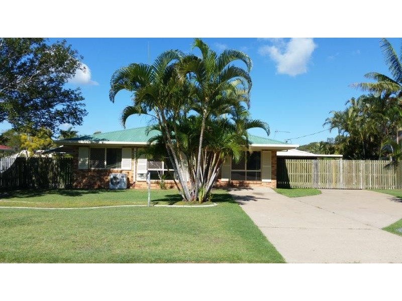 73 EXETER STREET, Torquay QLD 4655