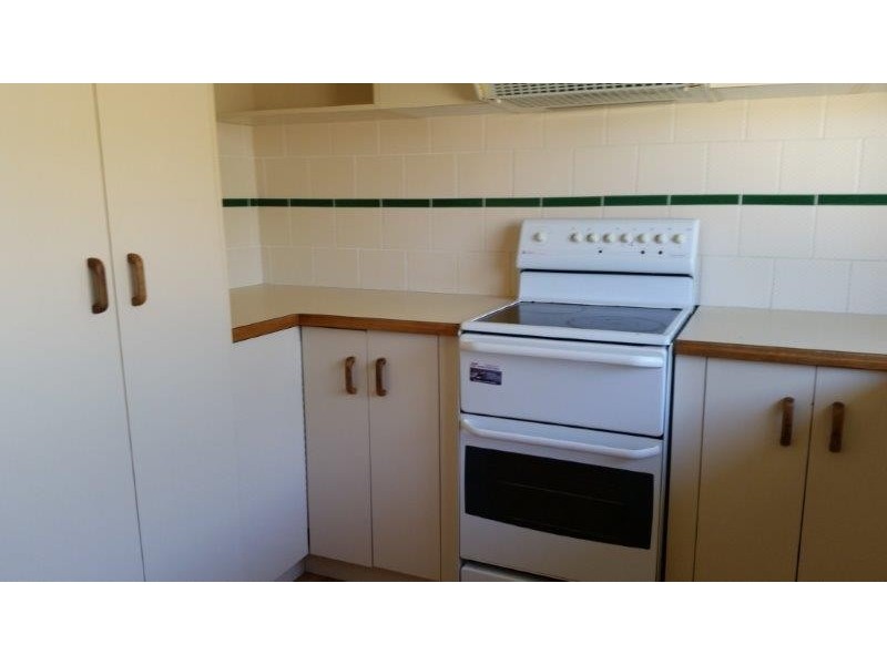 73 EXETER STREET, Torquay QLD 4655