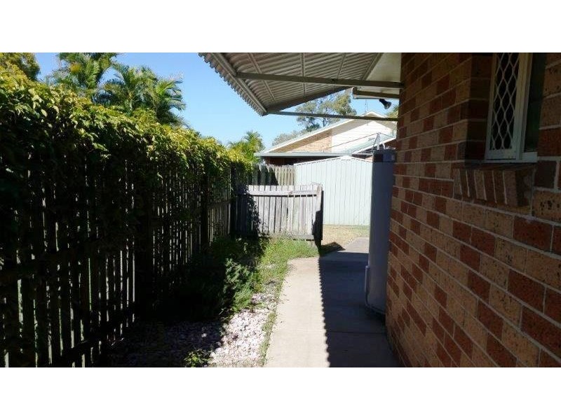 73 EXETER STREET, Torquay QLD 4655