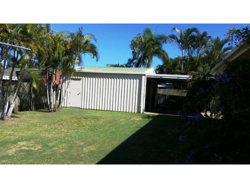 73 EXETER STREET, Torquay QLD 4655