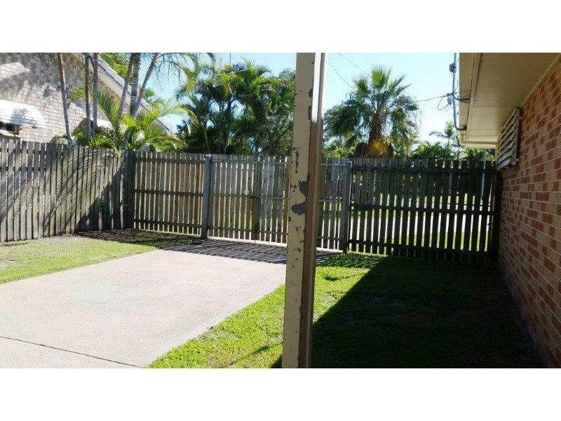 73 EXETER STREET, Torquay QLD 4655