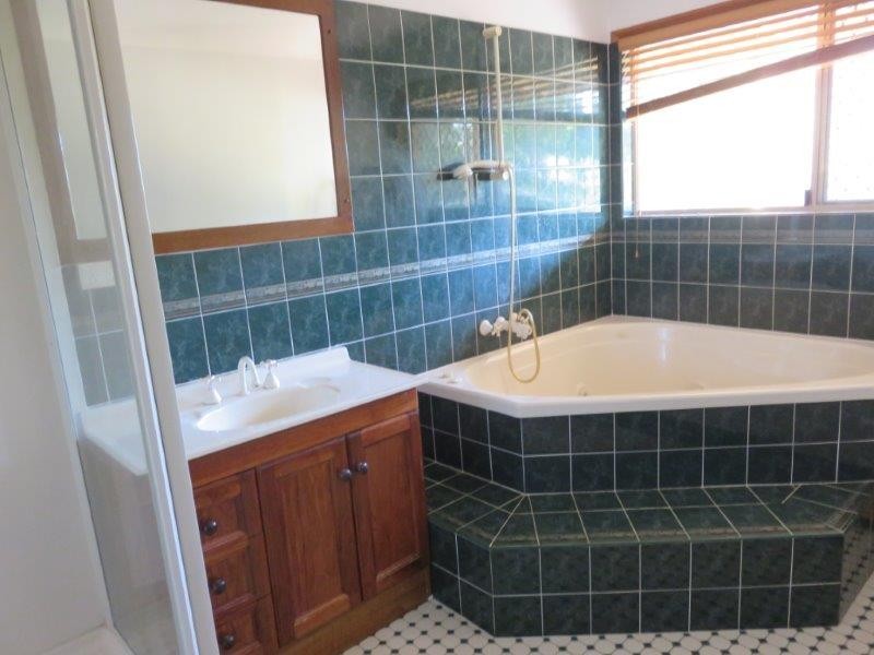 62 MADSEN ROAD, Urraween QLD 4655