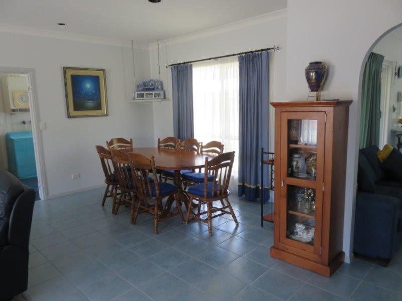 26 RANKIN STREET, Point Vernon QLD 4655