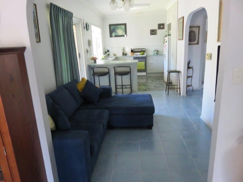 26 RANKIN STREET, Point Vernon QLD 4655