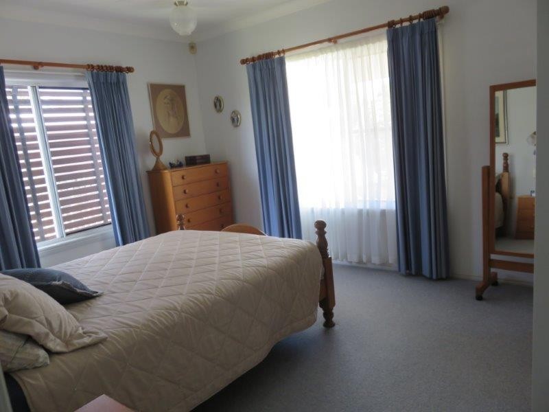 26 RANKIN STREET, Point Vernon QLD 4655