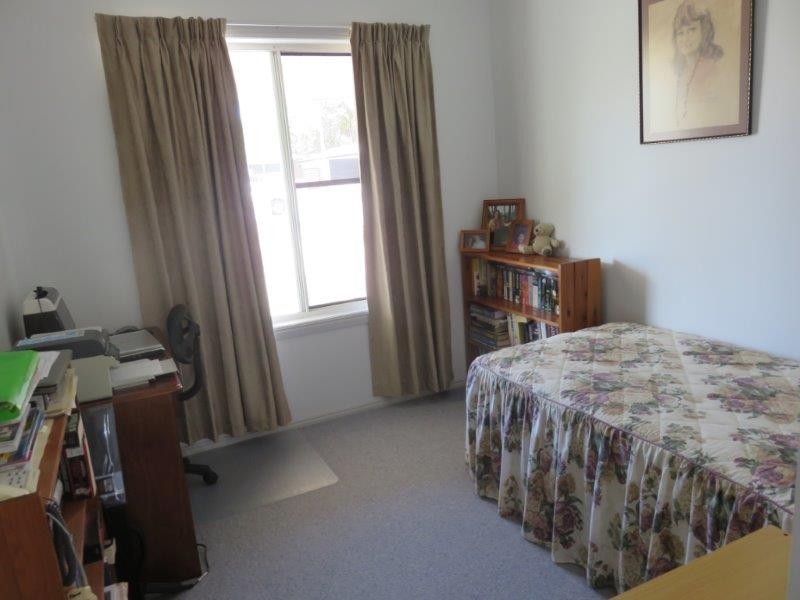 26 RANKIN STREET, Point Vernon QLD 4655