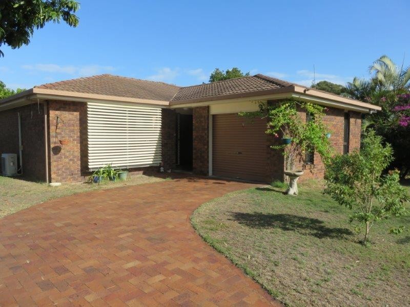 3 WHITBY ST, Urangan QLD 4655