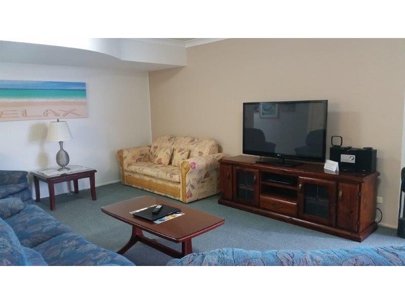 U14 451-452 Charlton Esplanade, Torquay QLD 4655