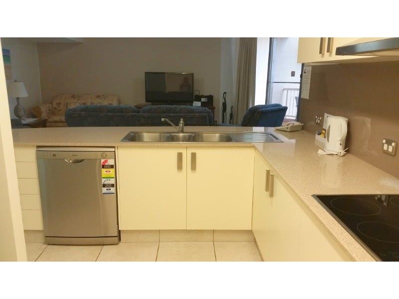 U14 451-452 Charlton Esplanade, Torquay QLD 4655