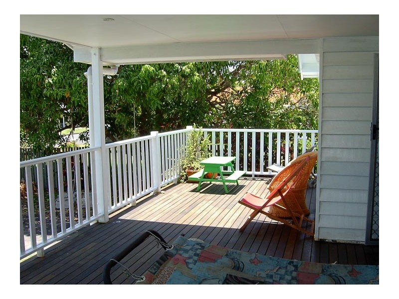 19 SCARBOROUGH ST, Scarness QLD 4655