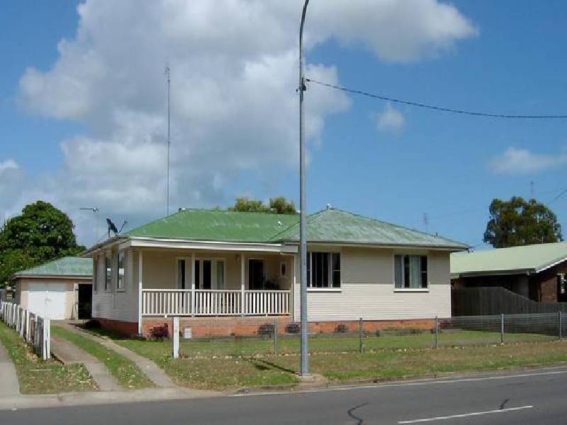 39 Beach Road, Pialba QLD 4655