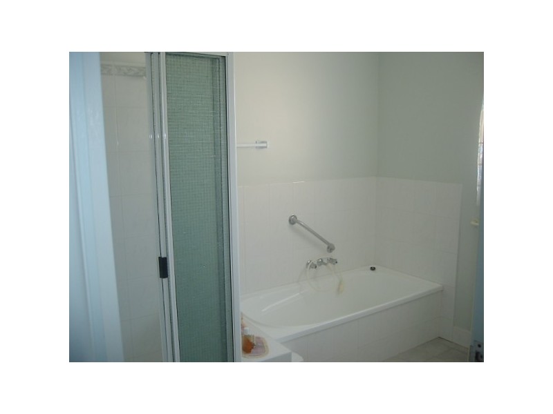 137 Hammond Street, Urangan, Hervey Bay QLD 4655